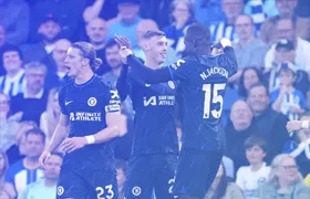 Chelsea Secures Crucial 2-1 Victory Over Brighton Despite Controversial Red Card