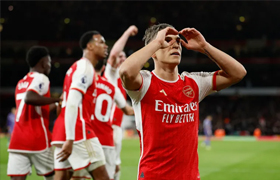 Arsenal narrows the gap with Liverpool